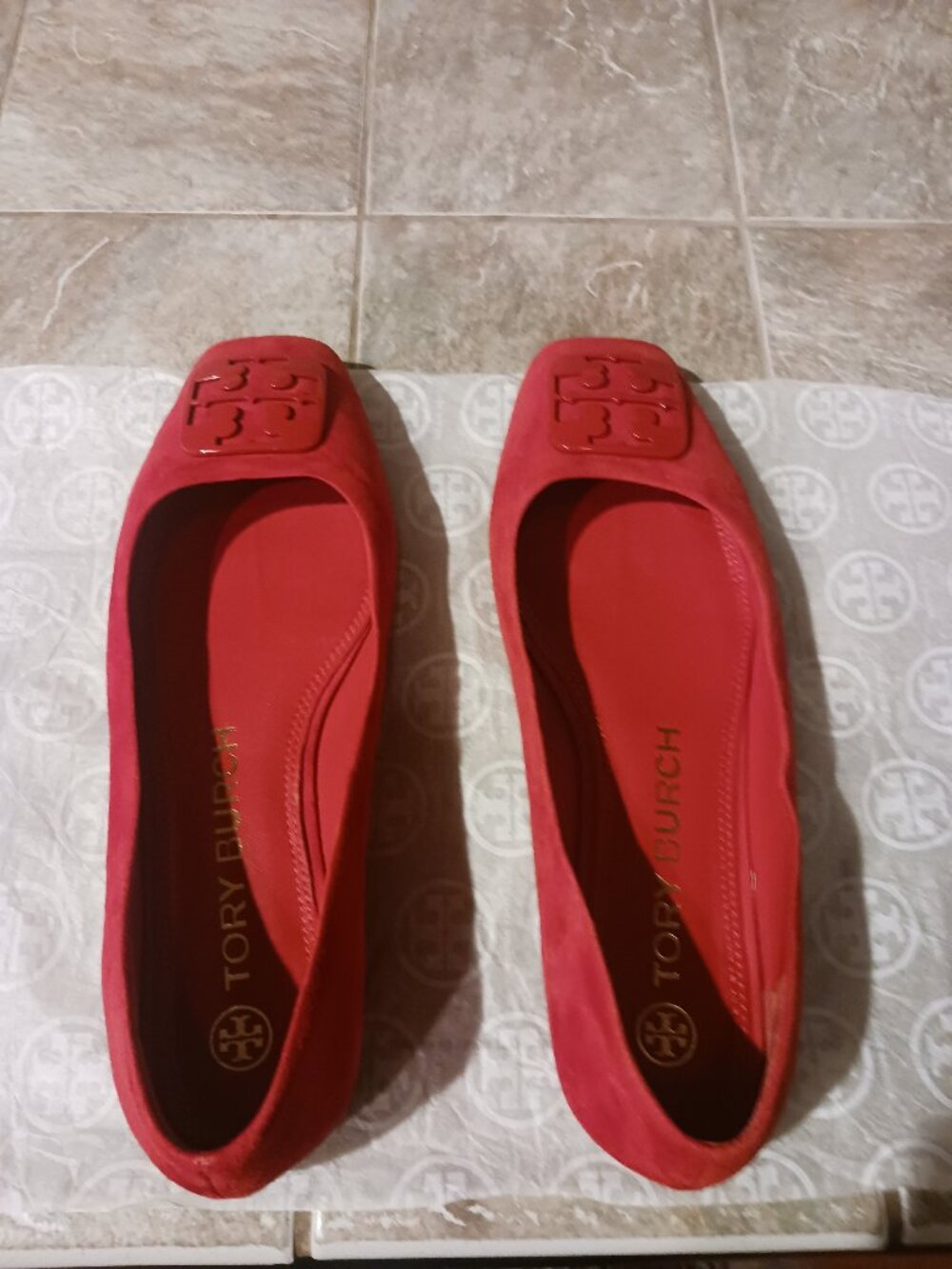 Tory Burch Georgia Ballet silk suede shoes in TRIPLE RED color. in US size 7.5.